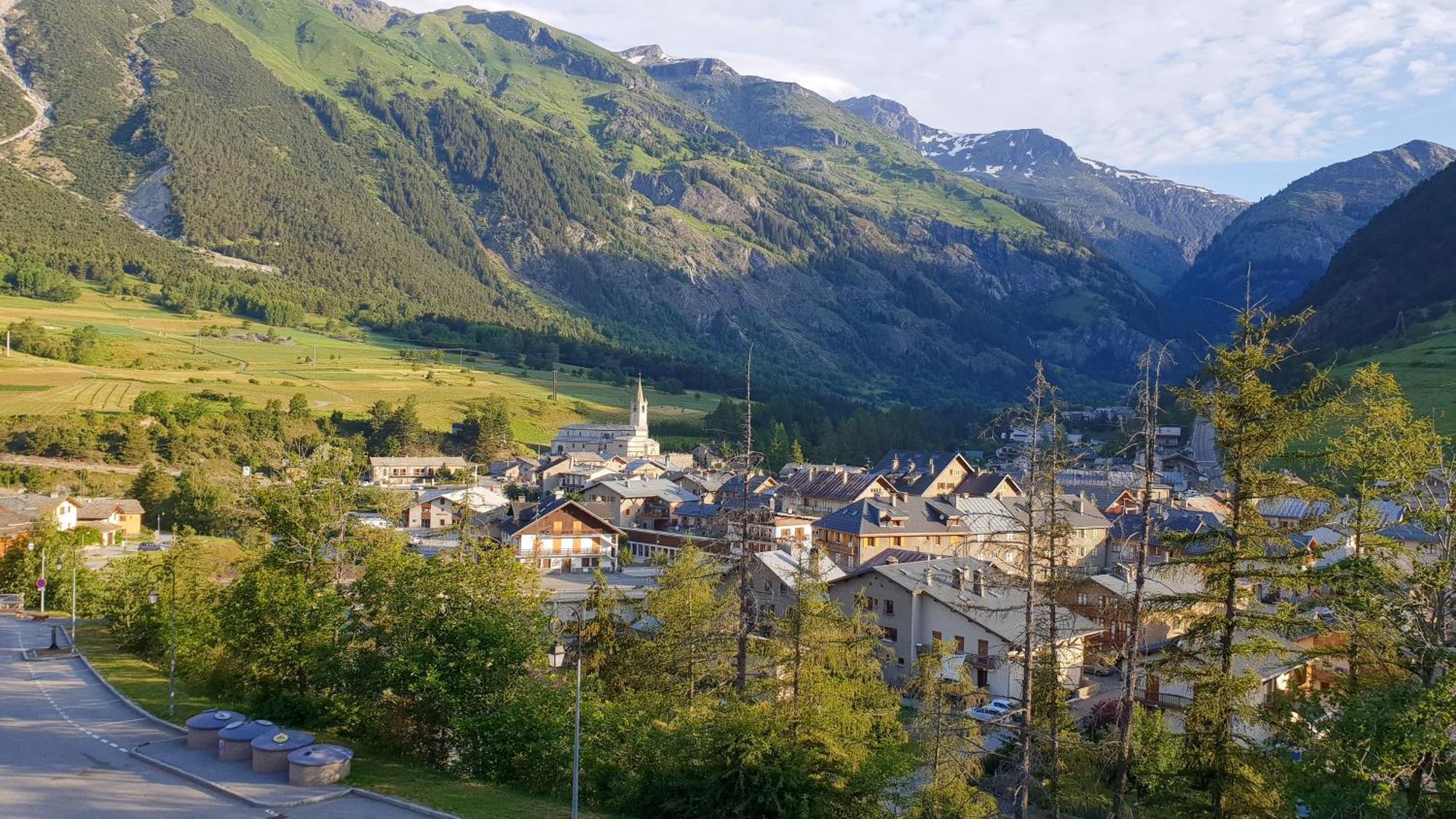 Aux Portes Du Parc National De La Vanoise Appartement Termignon Val Cenis Avec Wifi Ngoại thất bức ảnh